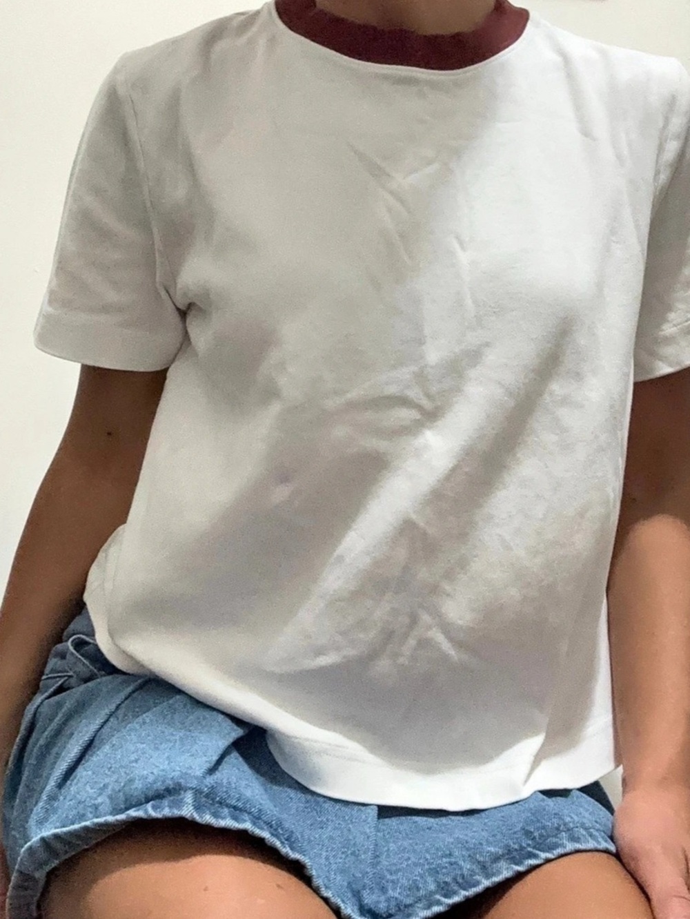 COS Clean Cut Regular T-Shirt Short Sleeve Tee White & Red Medium
